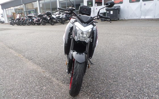 Gebrauchtmotorrad Suzuki GSX-S1000 - Bild 8 Gebrauchtmotorrad Suzuki GSX-S1000 - Bild 8