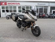 Honda NT1100 DCT Electronic Suspension