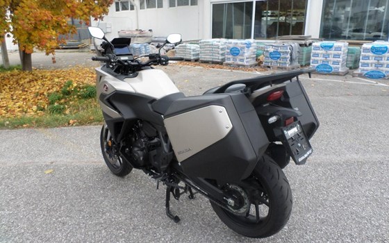 Gebrauchtmotorrad Honda NT1100 DCT Electronic Suspension - Bild 5 Gebrauchtmotorrad Honda NT1100 DCT Electronic Suspension - Bild 5