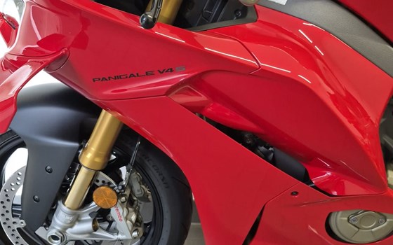 Gebrauchtmotorrad Ducati Panigale V4 S - Bild 11