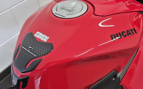 Gebrauchtmotorrad Ducati Panigale V4 S - Bild 3