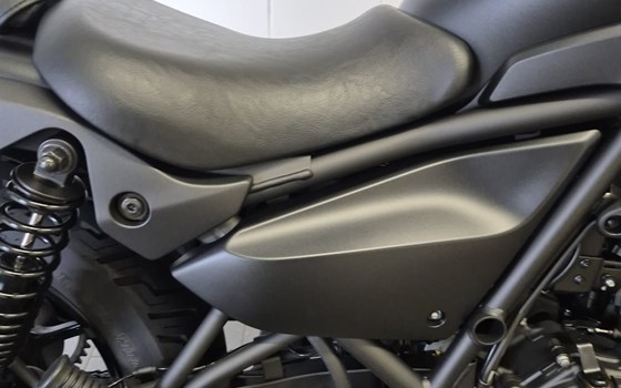 Gebrauchtmotorrad Kawasaki Eliminator 500 - Bild 7