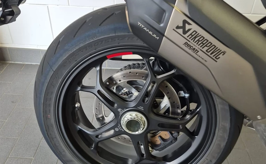 Angebot Ducati Multistrada V4 Pikes Peak Bild 11: Angebot Ducati Multistrada V4 Pikes Peak