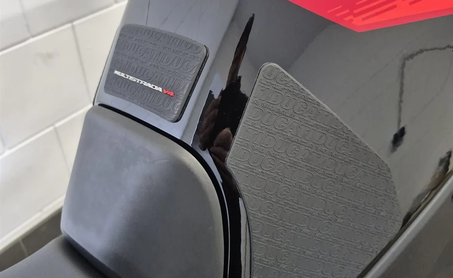 Angebot Ducati Multistrada V4 Pikes Peak Bild 9: Angebot Ducati Multistrada V4 Pikes Peak