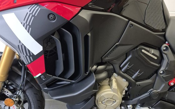 Gebrauchtmotorrad Ducati Multistrada V4 Pikes Peak - Bild 14