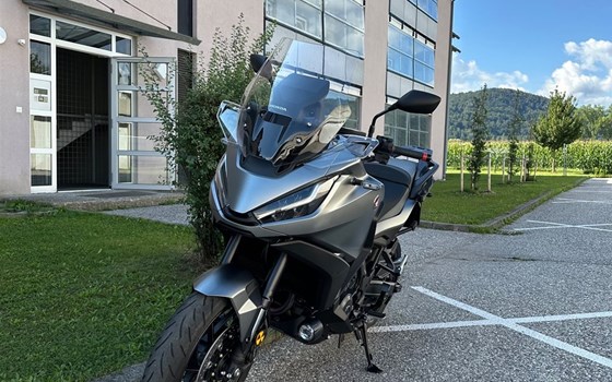 Gebrauchtmotorrad Honda NT1100 DCT - Bild 11 Gebrauchtmotorrad Honda NT1100 DCT - Bild 11