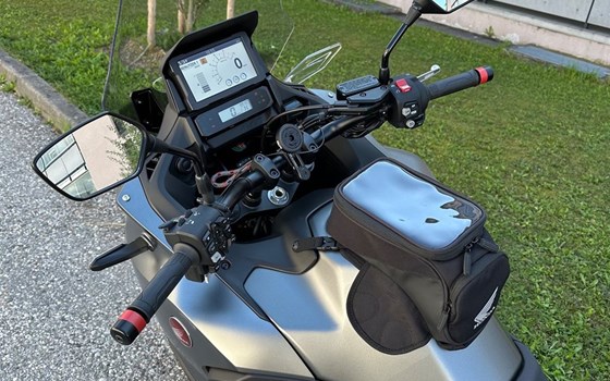 Gebrauchtmotorrad Honda NT1100 DCT - Bild 2 Gebrauchtmotorrad Honda NT1100 DCT - Bild 2