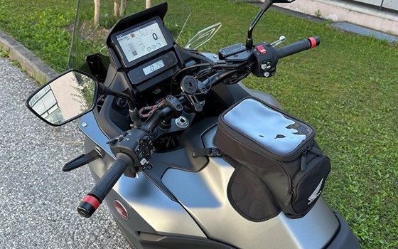 Gebrauchtmotorrad Honda NT1100 DCT - Bild 3 Gebrauchtmotorrad Honda NT1100 DCT - Bild 3