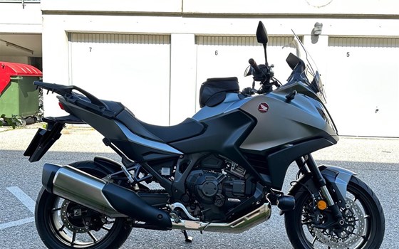 Gebrauchtmotorrad Honda NT1100 DCT - Bild 8 Gebrauchtmotorrad Honda NT1100 DCT - Bild 8