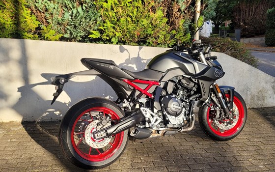 Gebrauchtmotorrad Suzuki GSX-8S - Bild 3