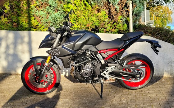 Gebrauchtmotorrad Suzuki GSX-8S - Bild 2