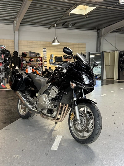 CBF 1000