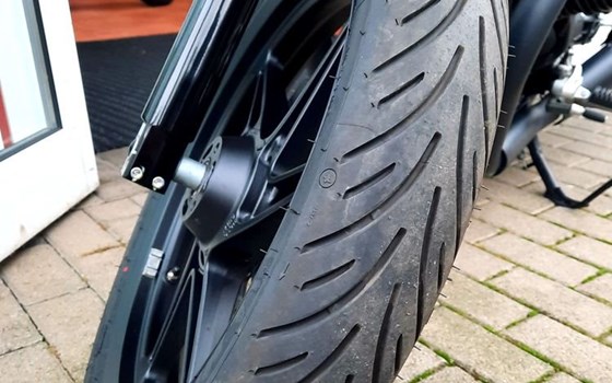 Gebrauchtmotorrad Moto Guzzi V7 Stone - Bild 6