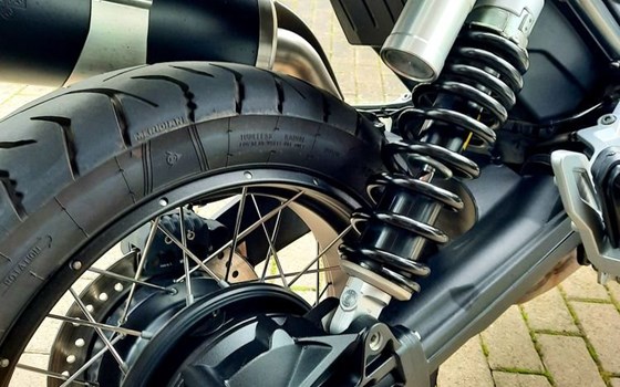 Gebrauchtmotorrad Moto Guzzi V85 TT - Bild 12