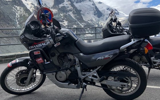 Gebrauchtmotorrad Honda XL 600V Transalp - Bild 2 Gebrauchtmotorrad Honda XL 600V Transalp - Bild 2