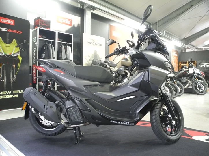 Angebot Aprilia SR GT 125 Bild 8: Angebot Aprilia SR GT 125