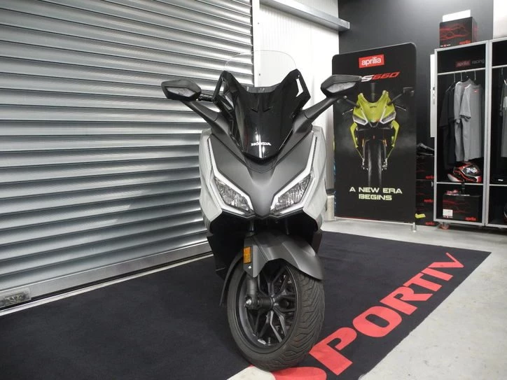 Offer Honda Forza 125 Bild 3: Offer Honda Forza 125