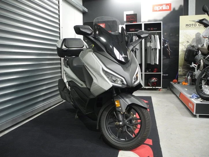 Offer Honda Forza 125 Bild 4: Offer Honda Forza 125