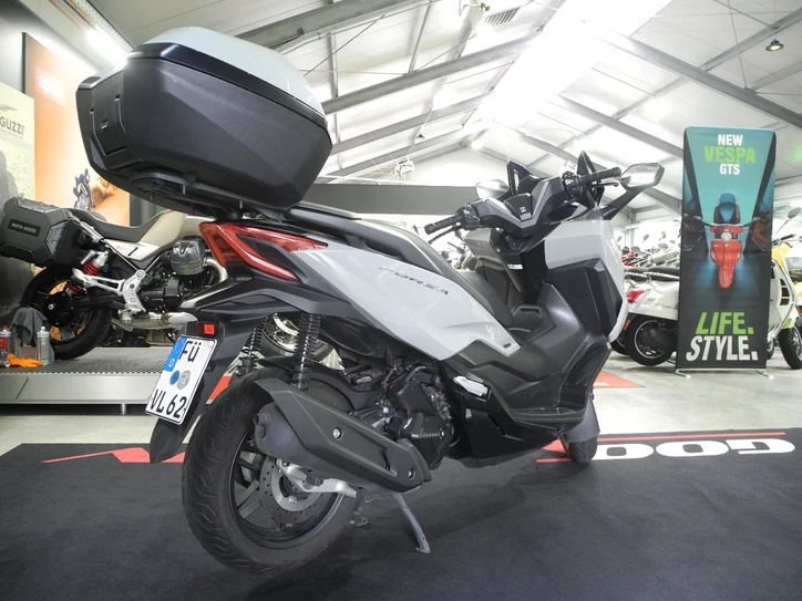 Offer Honda Forza 125 Bild 7: Offer Honda Forza 125