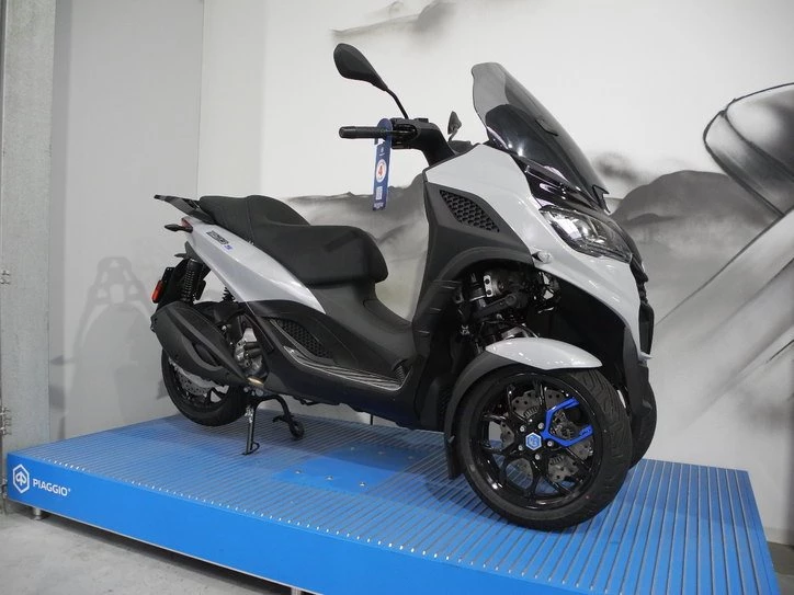 Angebot Piaggio MP3 310 Sport Bild 2: Angebot Piaggio MP3 310 Sport