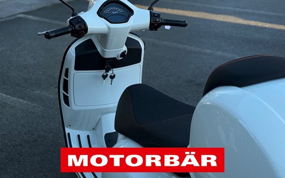 Neufahrzeug Vespa GTS 125 Super Sport - Bild 6 Neufahrzeug Vespa GTS 125 Super Sport - Bild 6
