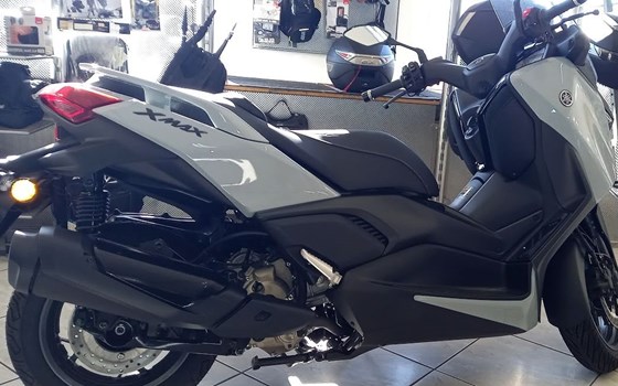 Gebrauchtmotorrad Yamaha XMAX 300 Tech MAX+ - Bild 2