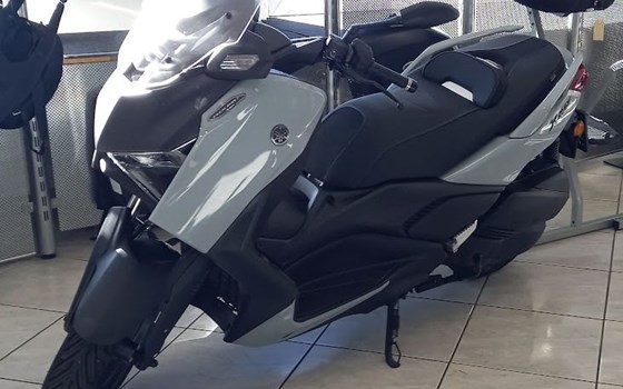 Gebrauchtmotorrad Yamaha XMAX 300 Tech MAX+ - Bild 1
