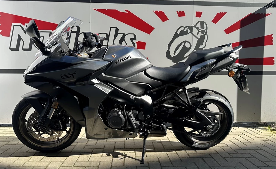 Angebot Suzuki GSX-S1000GT Bild 2: Angebot Suzuki GSX-S1000GT