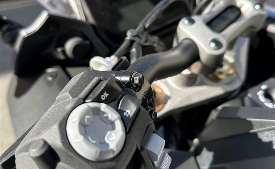 Angebot Suzuki GSX-S1000GT Bild 10: Angebot Suzuki GSX-S1000GT