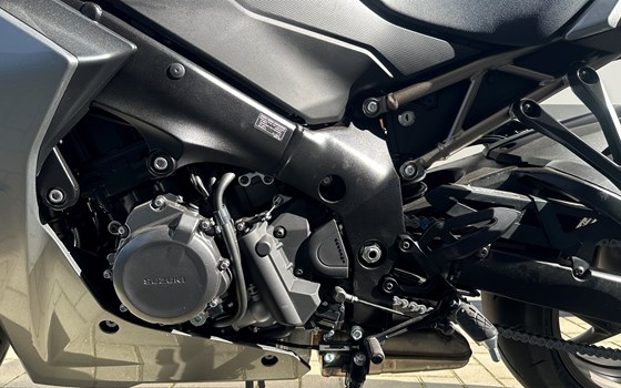 Gebrauchtmotorrad Suzuki GSX-S1000GT - Bild 3