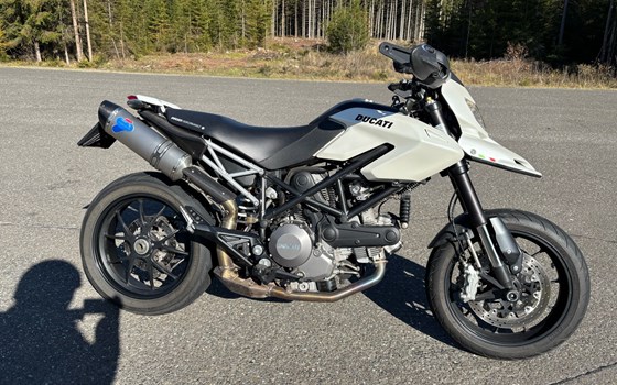 Gebrauchtmotorrad Ducati Hypermotard 796 - Bild 4 Gebrauchtmotorrad Ducati Hypermotard 796 - Bild 4