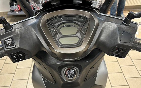 Gebrauchtmotorrad Kymco Agility 300i ABS - Bild 5