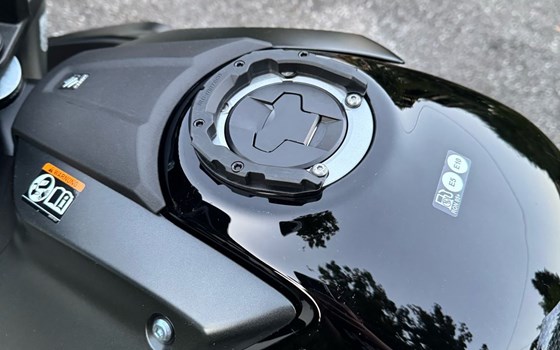 Gebrauchtmotorrad Suzuki GSX-8S - Bild 9 Gebrauchtmotorrad Suzuki GSX-8S - Bild 9