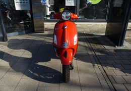Neumotorrad Vespa Primavera 50 Color Vibe