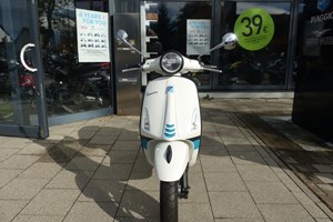 Angebot Vespa Primavera 125 Color Vibe