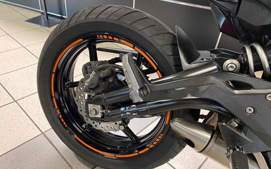 Gebrauchtmotorrad Kawasaki ER-6n - Bild 11