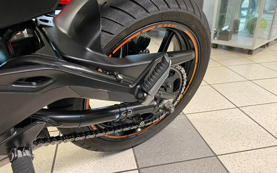 Gebrauchtmotorrad Kawasaki ER-6n - Bild 14