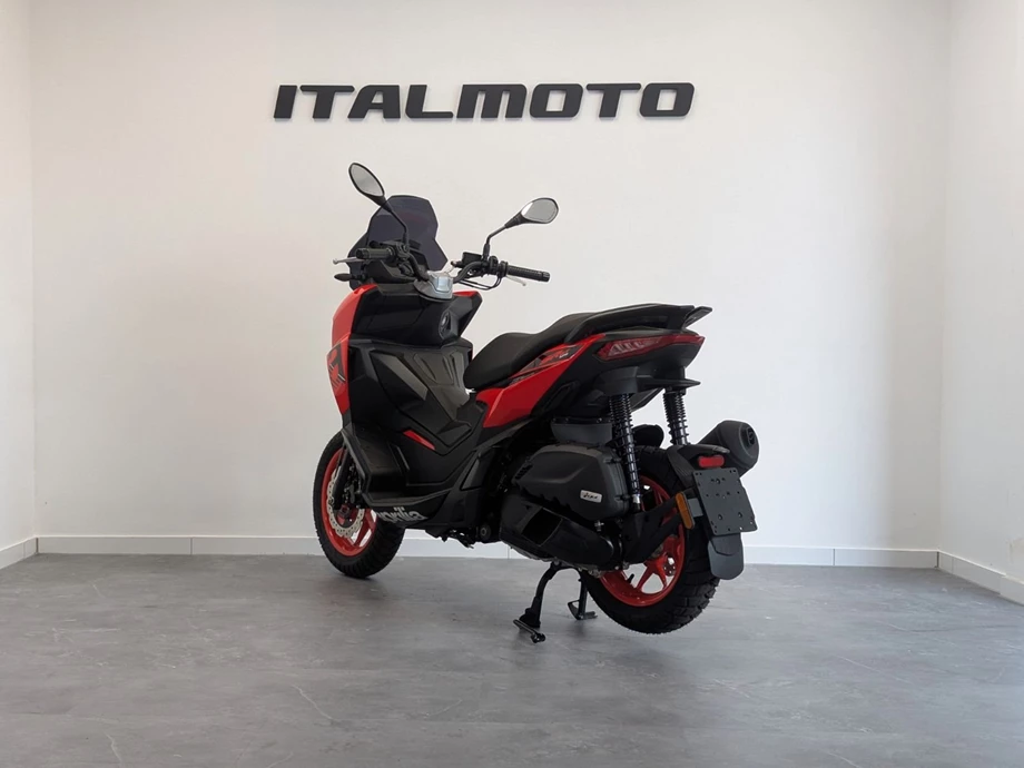 Angebot Aprilia SR GT 125 Bild 4: Angebot Aprilia SR GT 125