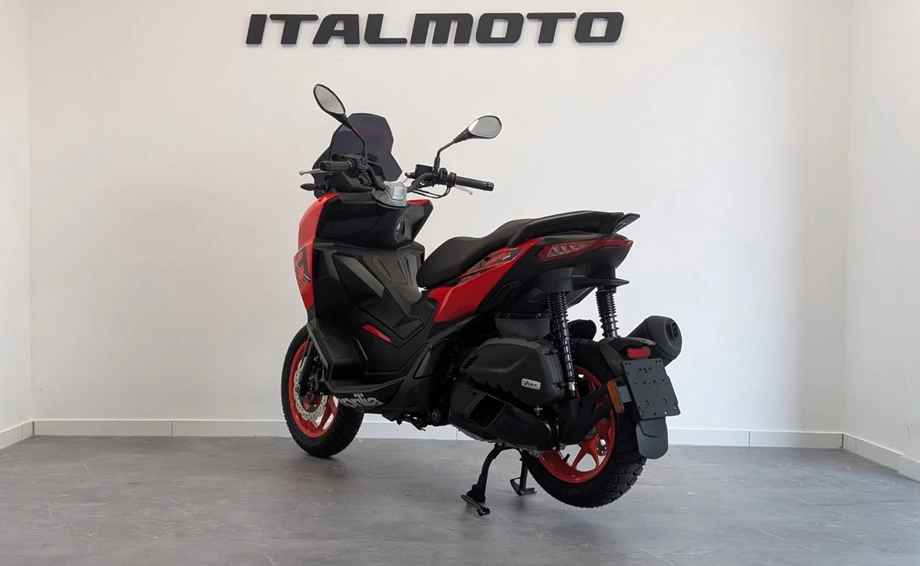 Angebot Aprilia SR GT 125 Bild 4: Angebot Aprilia SR GT 125