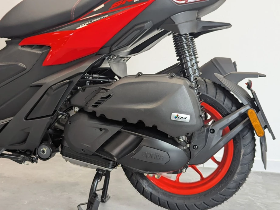 Angebot Aprilia SR GT 125 Bild 6: Angebot Aprilia SR GT 125