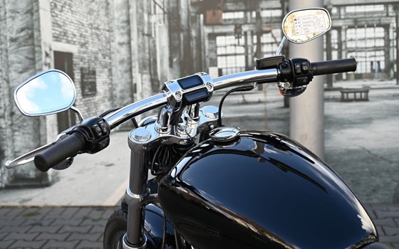 Gebrauchtmotorrad Harley-Davidson Softail Street Bob FXBB - Bild 10