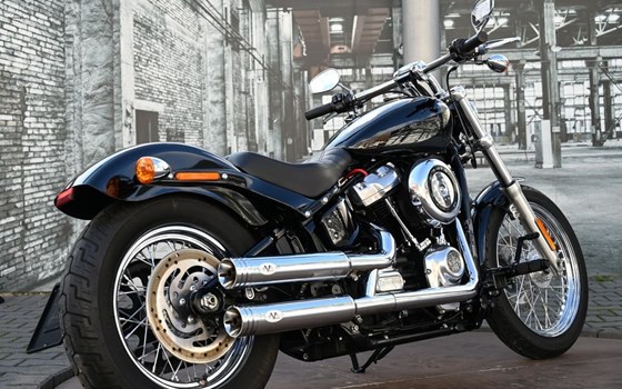 Gebrauchtmotorrad Harley-Davidson Softail Street Bob FXBB - Bild 11
