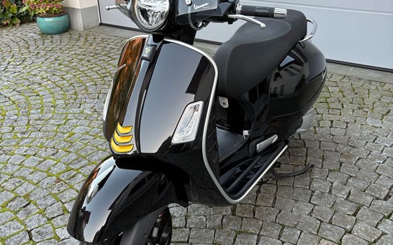 Gebrauchtmotorrad Vespa GTS 300 hpe Super Tech - Bild 8 Gebrauchtmotorrad Vespa GTS 300 hpe Super Tech - Bild 8
