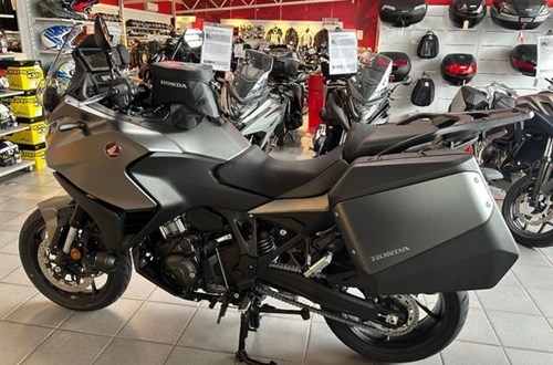Honda NT1100