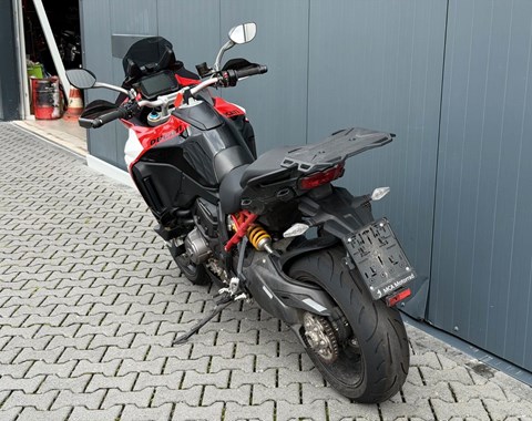 zum Vergrössern bitte anklicken!