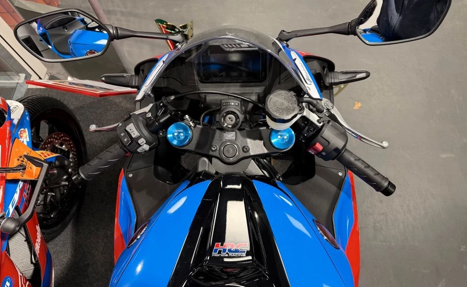 Angebot Honda CBR600RR Bild 7: Angebot Honda CBR600RR