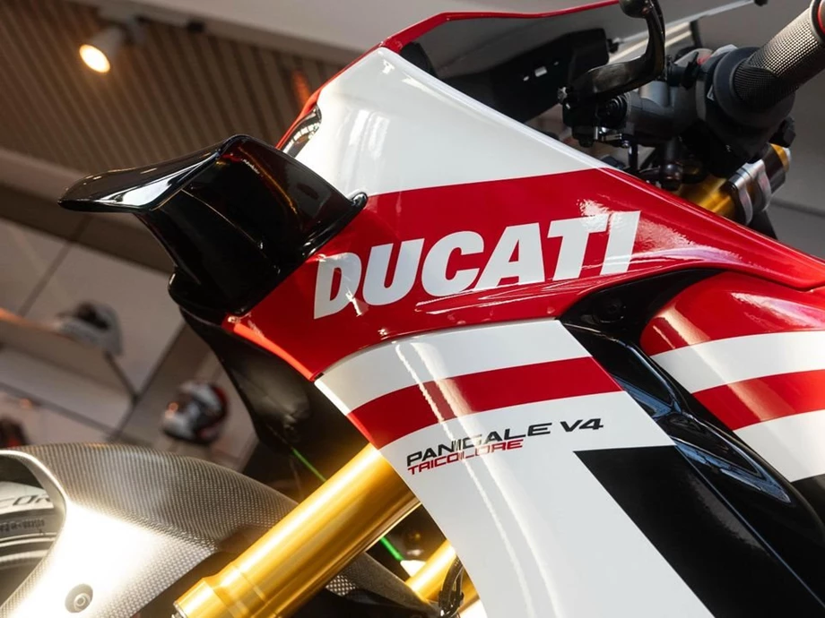 Angebot Ducati Panigale V4 Tricolore Bild 12: Angebot Ducati Panigale V4 Tricolore
