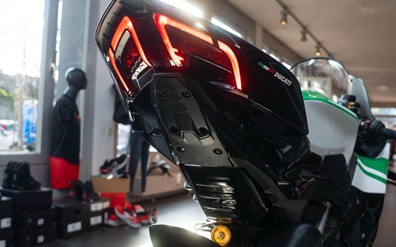 Neufahrzeug Ducati Panigale V4 Tricolore - Bild 14