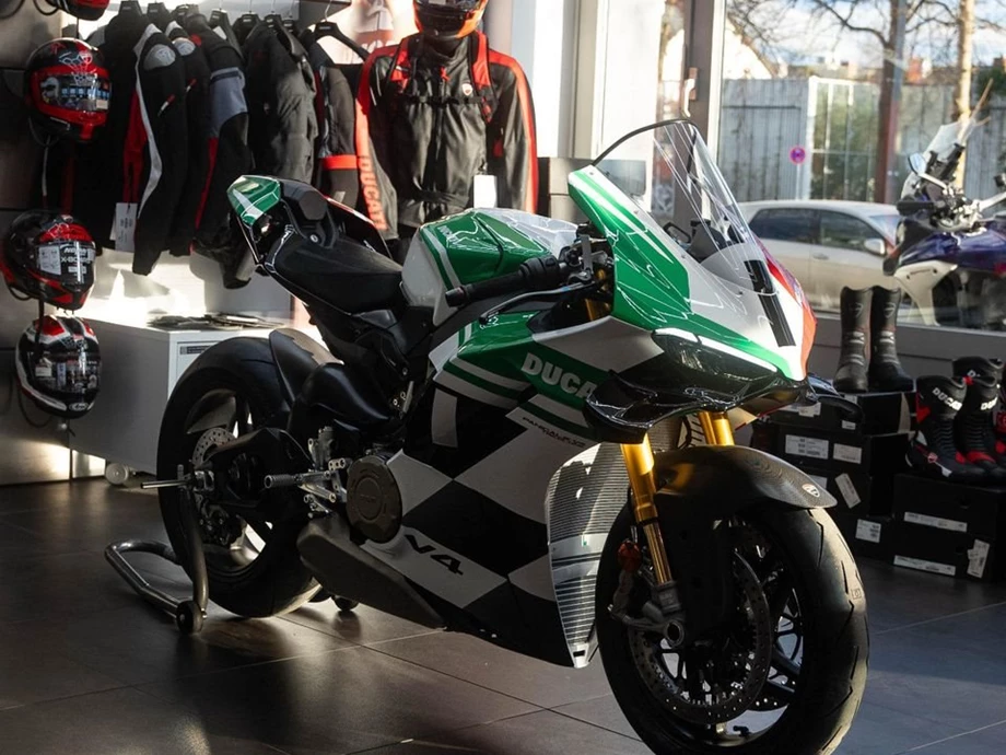 Angebot Ducati Panigale V4 Tricolore Bild 2: Angebot Ducati Panigale V4 Tricolore