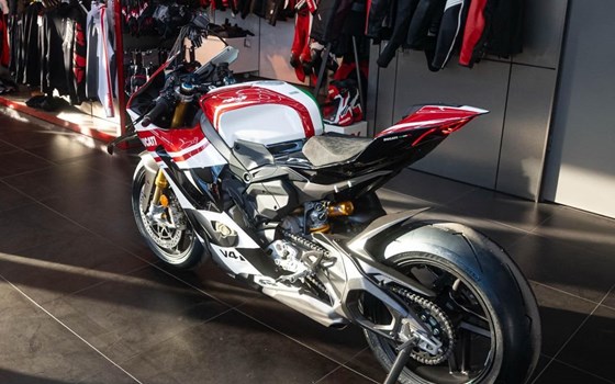 Neufahrzeug Ducati Panigale V4 Tricolore - Bild 2